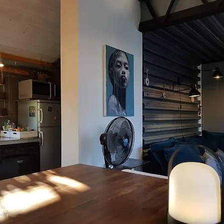 Holiday home Loft Atypique En Bord De *